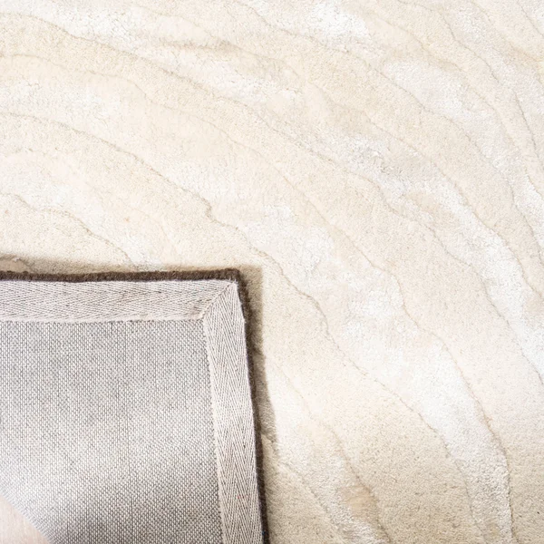 Safavieh Soho Rug SOH443A Ivory, Espresso, 2& 6x22 x 8&