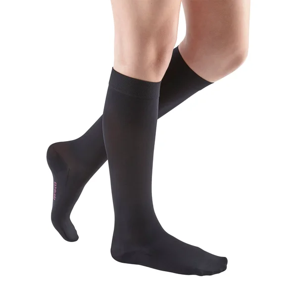 Mediven Comfort 20-30 mmHg Knee High Closed Toe Size VI Petite