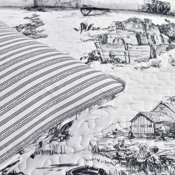 King 3PC French Country Toile Cotton Reversible Quilt Set Yellow/White - Lush D閏or