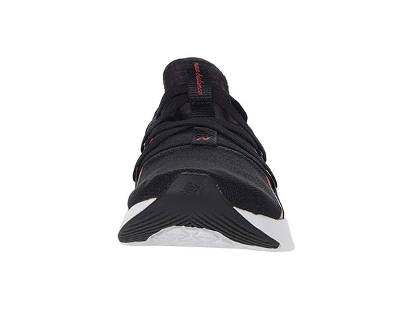 Women's New Balance Beaya Slip-On Training Shoe - Black/Red - Size 8