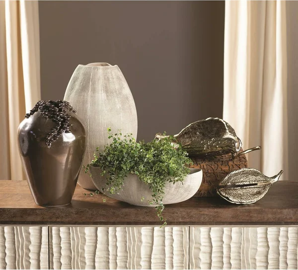 Global Views Cascading Reef Vase-Reactive Bronze - Short