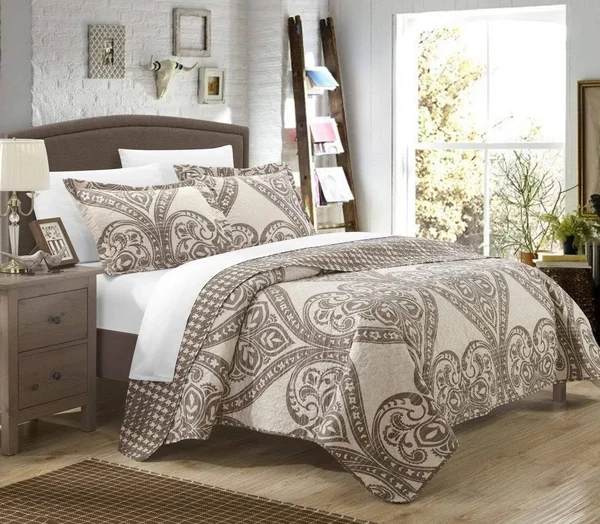 Chic Home 3 Piece Napoli Reversible Printed Quilt Set - King, Beige