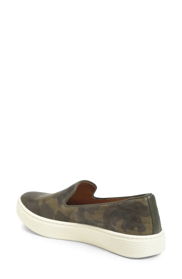 Women's Sofft Somers Slip on Olive - in Size 8