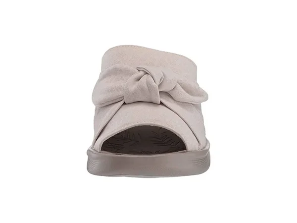 Bzees Smile 12 Women's Cream