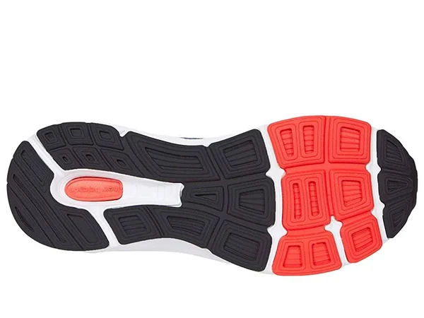 New Balance Kids& 680 V6 Lace-Up Running Shoe