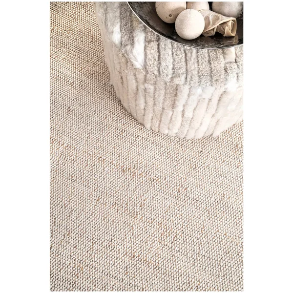 nuLOOM Solid Elfriede Natural 3& x 5& Area Rug