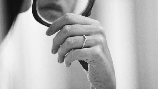 Chevron Diamond Ring in Platinum, No閙ie Fine Jewelry, Handcrafted for Life&s Every Moment