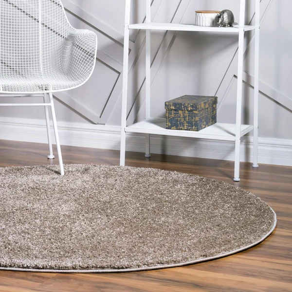 Soft Solid Shag 5 ft Round Khaki Area Rug