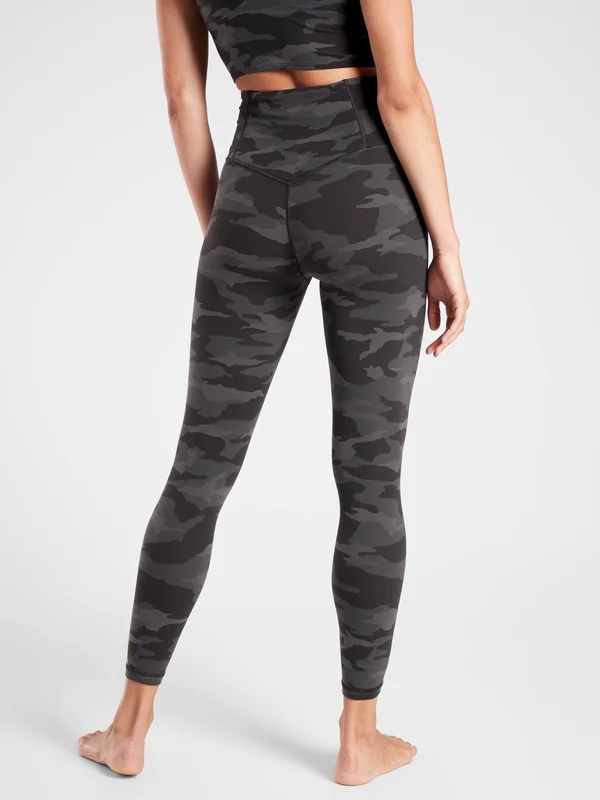 Athleta Women's Legging - Elation Camo 7/8 Tight Black Big and Tall Size M