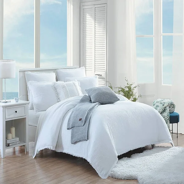 Ugg Shaye King Duvet Cover in White