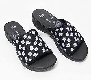Cloudsteppers by Clarks Jersey Slide Sandals -Arla Nora - Size 8-1/2 Wide, Black Daisies