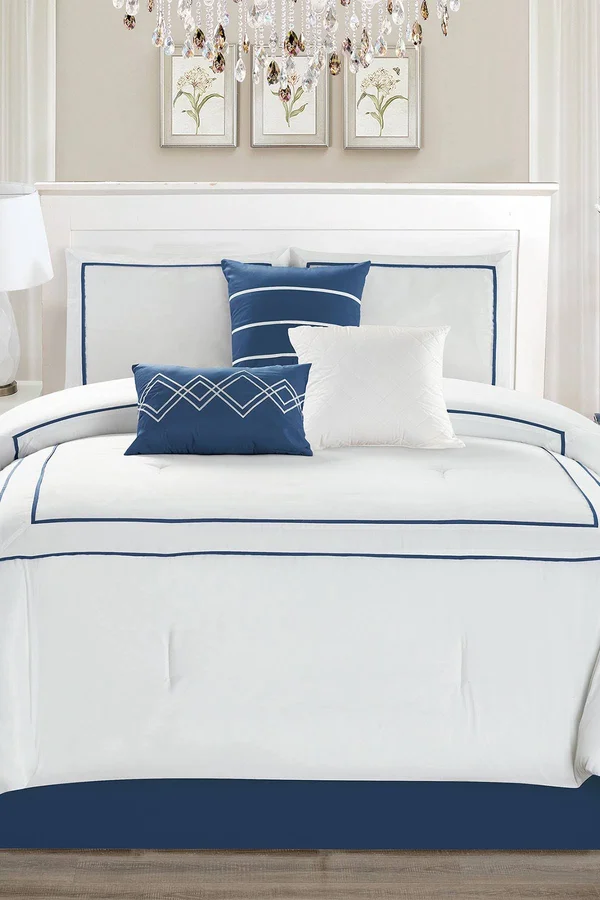 Menagerie Omni Collection Comforter Set, Size: King, White