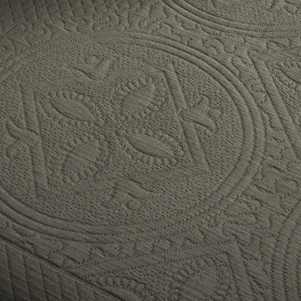 (Platinum, King) - Superior 100-percent Cotton Celtic Circle Scalloped Matelasse Bedspread