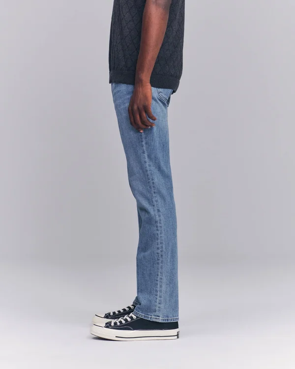 Men's Straight Jeans in Light Medium Wash, Size 32 x 34, Abercrombie & Fitch