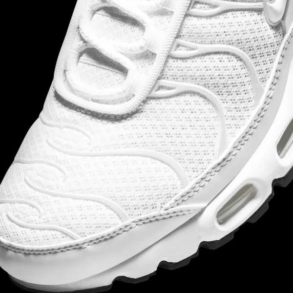 Nike Womens Air Max Plus - Running Shoes White/White/White Size 05.5