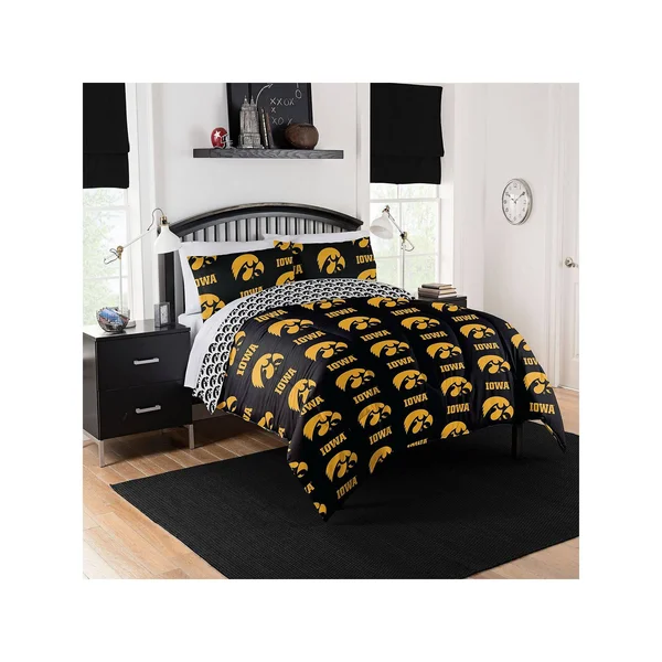 NCAA Iowa Hawkeyes Full Bed in A Bag Set