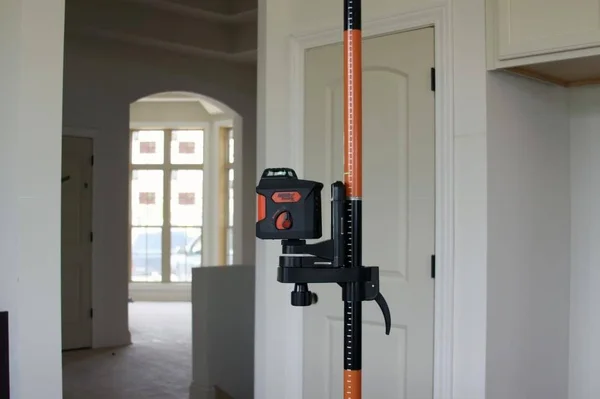 Johnson Level All-in-One Laser Mounting Pole with Tripod 40-6301