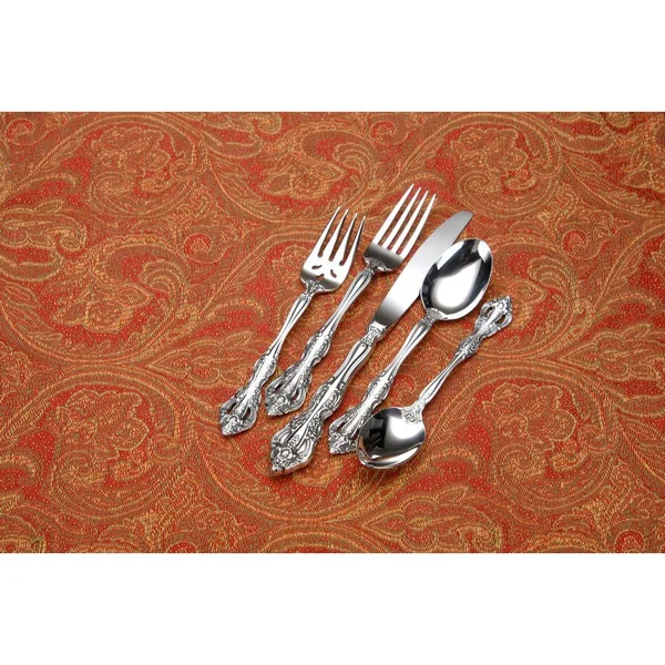 Oneida 2765FPLF 7 1/4x22 Dinner Fork with 18/10 Stainless Grade - Michelangelo Pattern