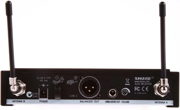 Shure SLX124/85/SM58 Combo Wireless Microphone System