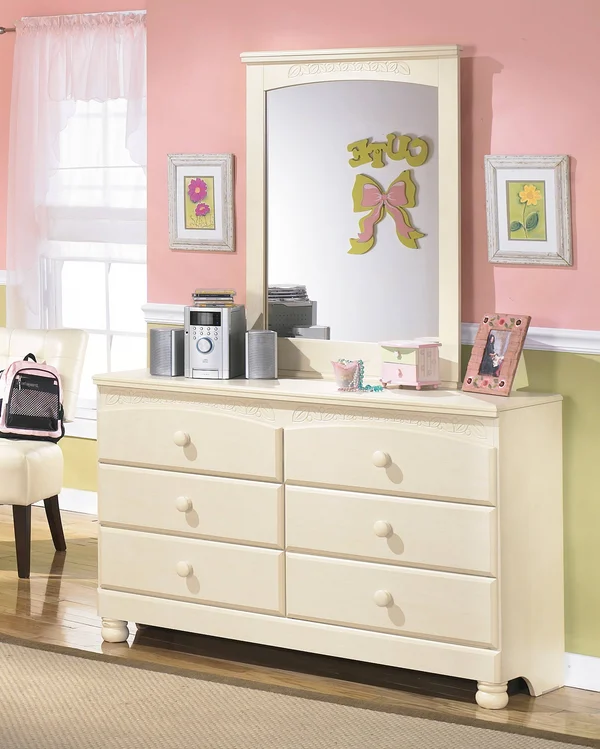 Ashley Cottage Retreat Dresser B213-21