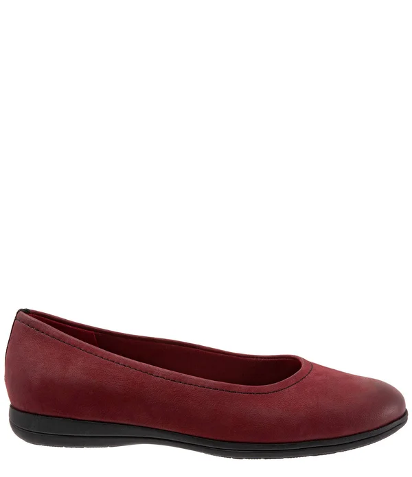 Trotters Women's Darcey Ballet Flat, Size: 10.5, Dark Red Leather