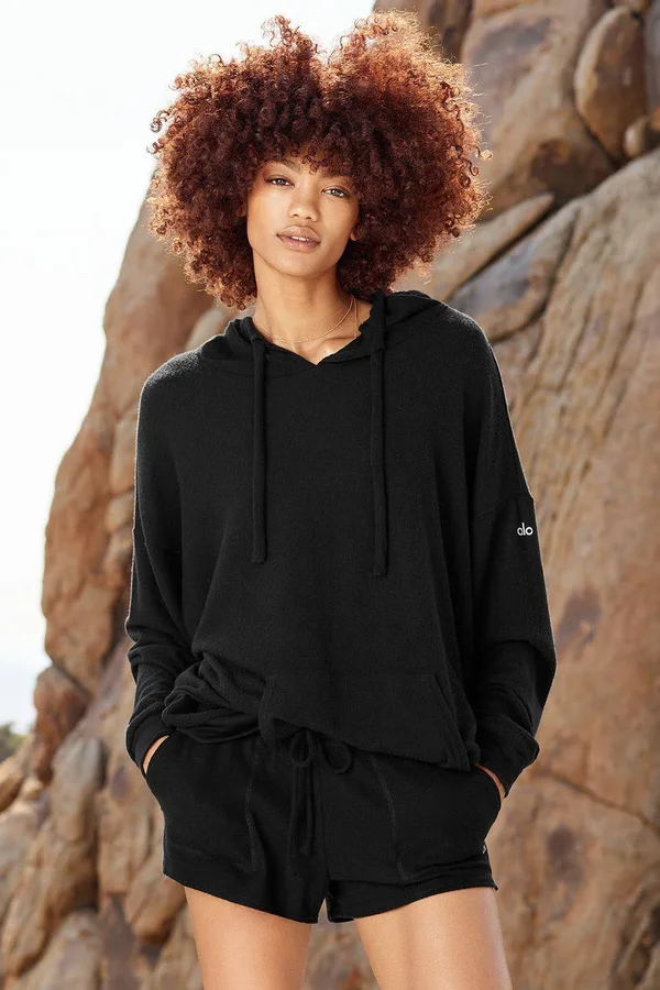 Alo Yoga Daze Short - Black - Mini Shorts