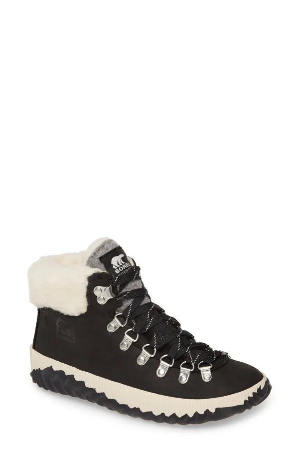 Sorel Women's Out N About Plus Conquest (6.5 Black)