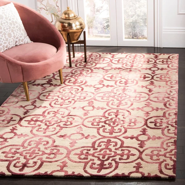 Safavieh Dip Dye Beige & Maroon 4& x 6& Rug