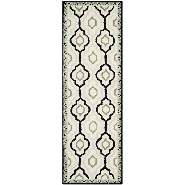Safavieh Chelsea HK740A 6&0x22 x 9&0x22 Ivory, Black Area Rug