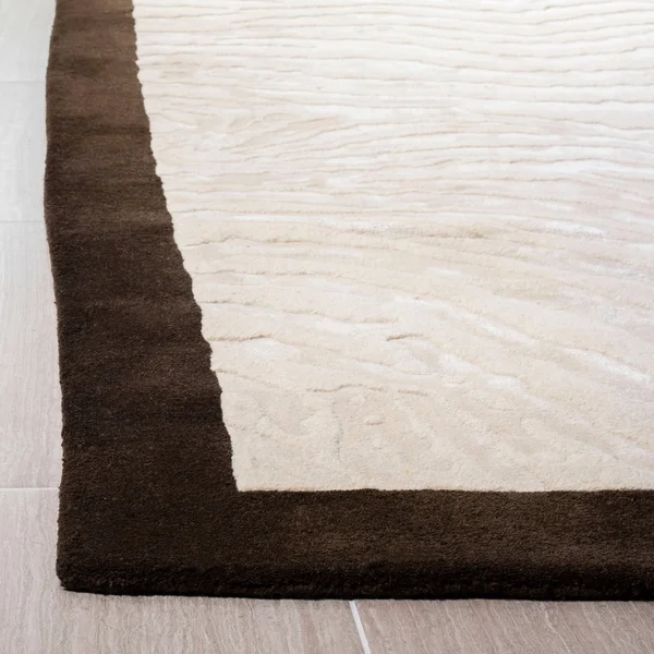 Safavieh Soho Rug SOH443A Ivory, Espresso, 2& 6x22 x 8&
