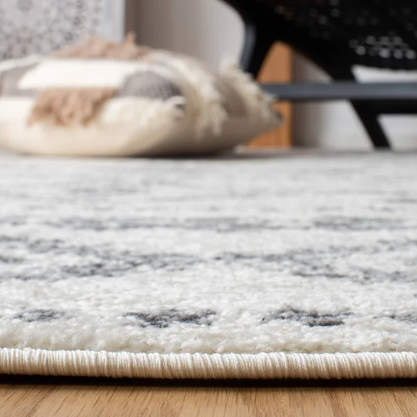 Safavieh Clearance Tulum TUL655A Ivory Rug, 6&7x22x8&7x22 - Rectangular