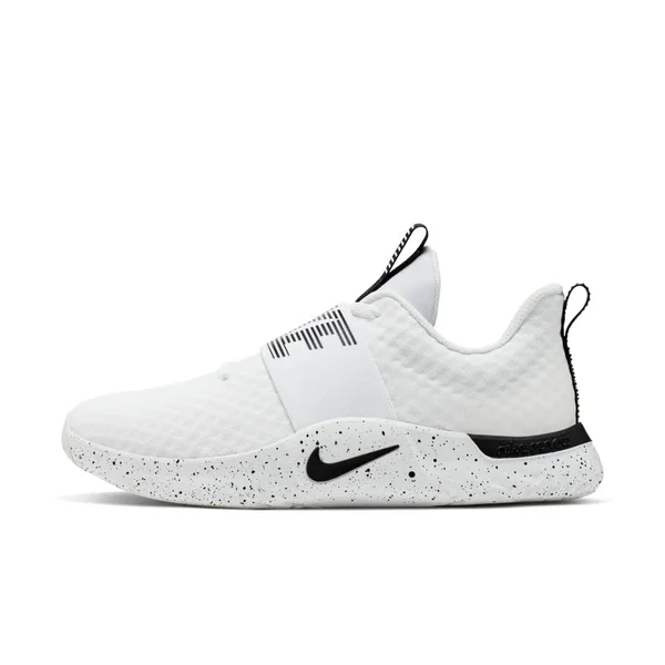 Nike Women's in Season 9