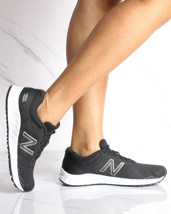 New Balance Fresh Foam Arishi V2 10 Women's Black