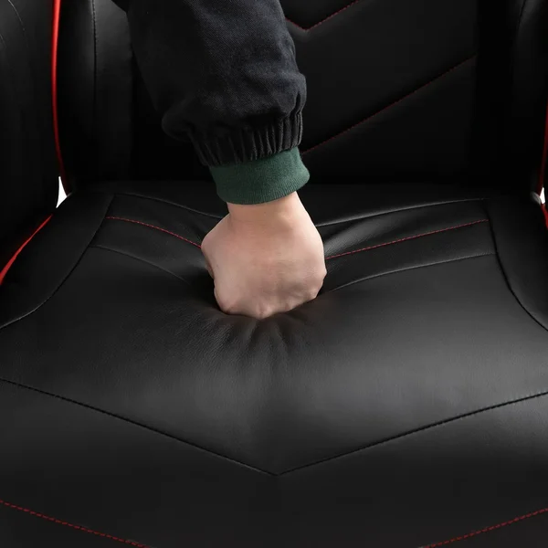 Vinsetto Home Comfortable Office Video Game Sofa Swivel Chair with A Strong Ergonomic Design & Quality Material - Black