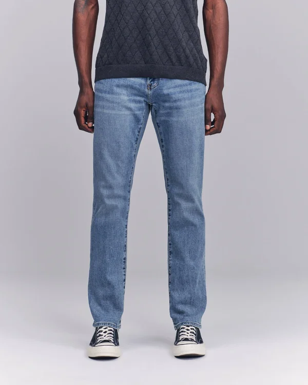 Men's Straight Jeans in Light Medium Wash, Size 32 x 34, Abercrombie & Fitch