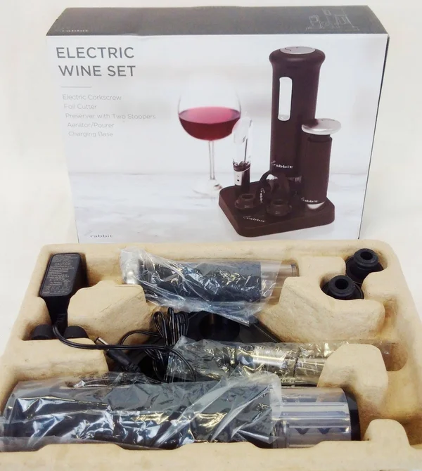 Rabbit Electric Wine Set