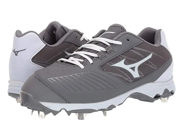 Mizuno 9-Spike Advanced Sweep 4 Low Womens Metal Softball Cleat, Women's, Size: 11.5, White