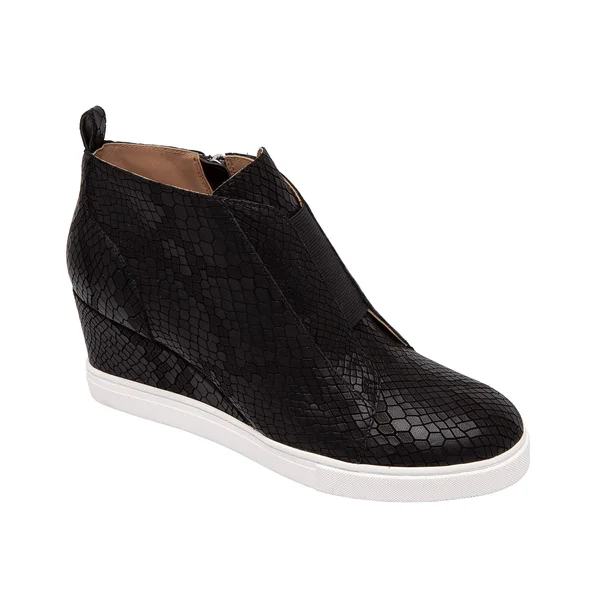 Women's Linea Paolo Felicia III Wedge Sneaker - Size 9 M - Black