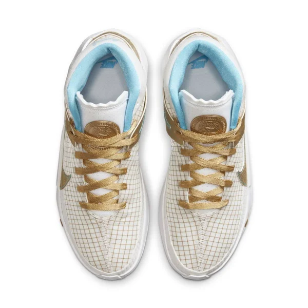 Nike Kd13 Basketball Shoes in White, Size: 6.5, DA0895-102