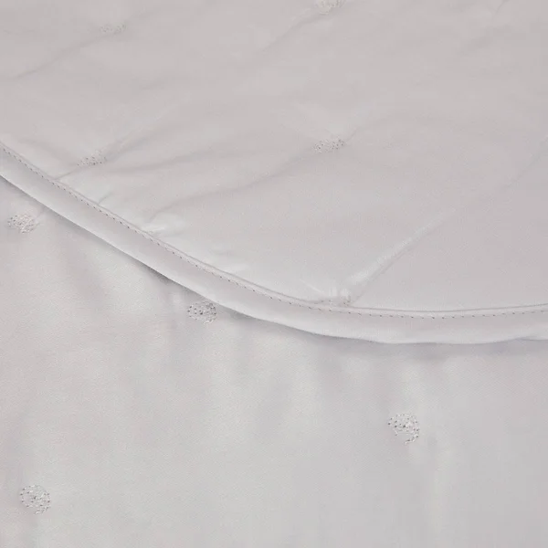 Yves Delorme Triomphe Coverlet, Queen - Silver