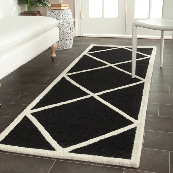 Safavieh Cambridge Dark Brown & Ivory 6& x 6& Round Rug