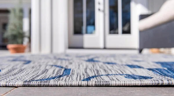 Unique Loom Outdoor Curl Rug, Light Gray (9& 0 x 12& 0)
