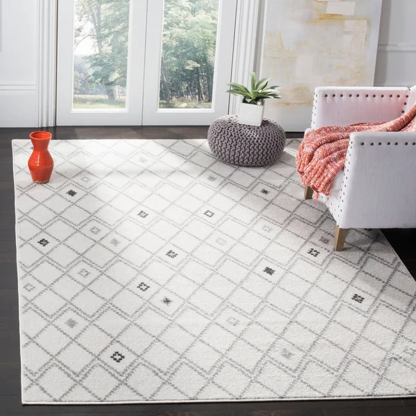 Safavieh ADR132B Adirondack Ivory - Grey Area Rug - 8& x 10&