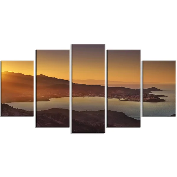 Design Art Portoferraio Bay Beach Aerial View - Extra Large Seashore Canvas Art - 60 in. Wide x 28 in. High - 5 Equal Panels