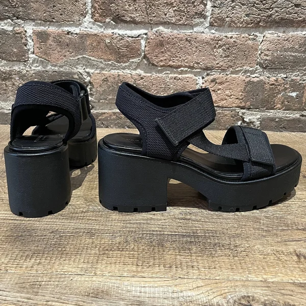 Vagabond Dioon Sandal White, 40