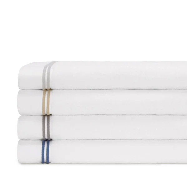 Sferra Aura Bath Sheet - White/Celadon