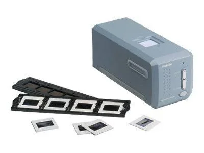 Plustek OpticFilm 7200 Photo, Slide & Film Scanner with Software