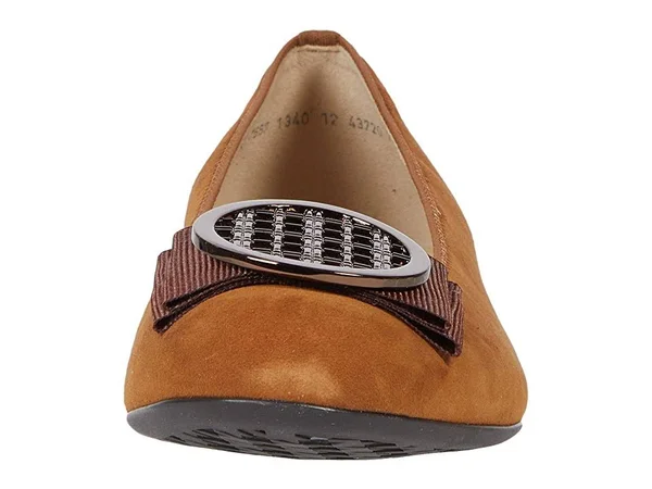 Ara Bambi Whiskey - 9.5, M