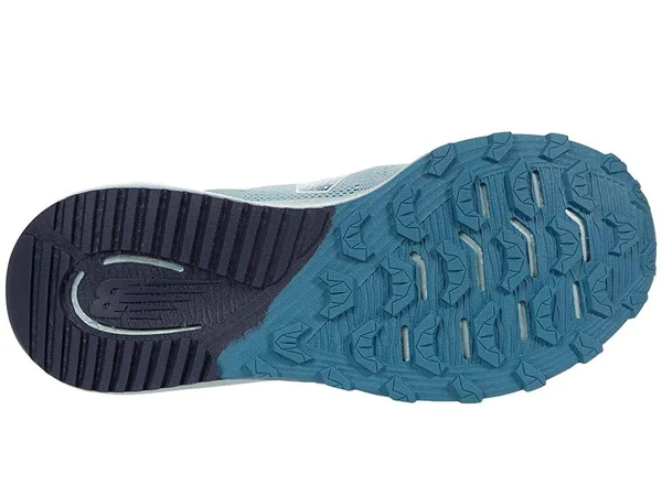 New Balance Women's Dynasoft Nitrel V4 - Blue (Size 6)