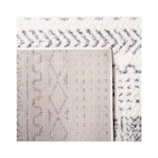 Safavieh Tulum Emmett Distressed Geometric Area Rug - 4&5 inch x 6&5 inch, Ivory/Grey